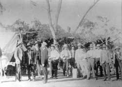 Aussie Adventurer, Ion Idriess 1910