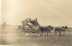 Smith's Coach & Mail 1906