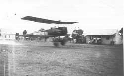 Plane Land in Morilla street 1921